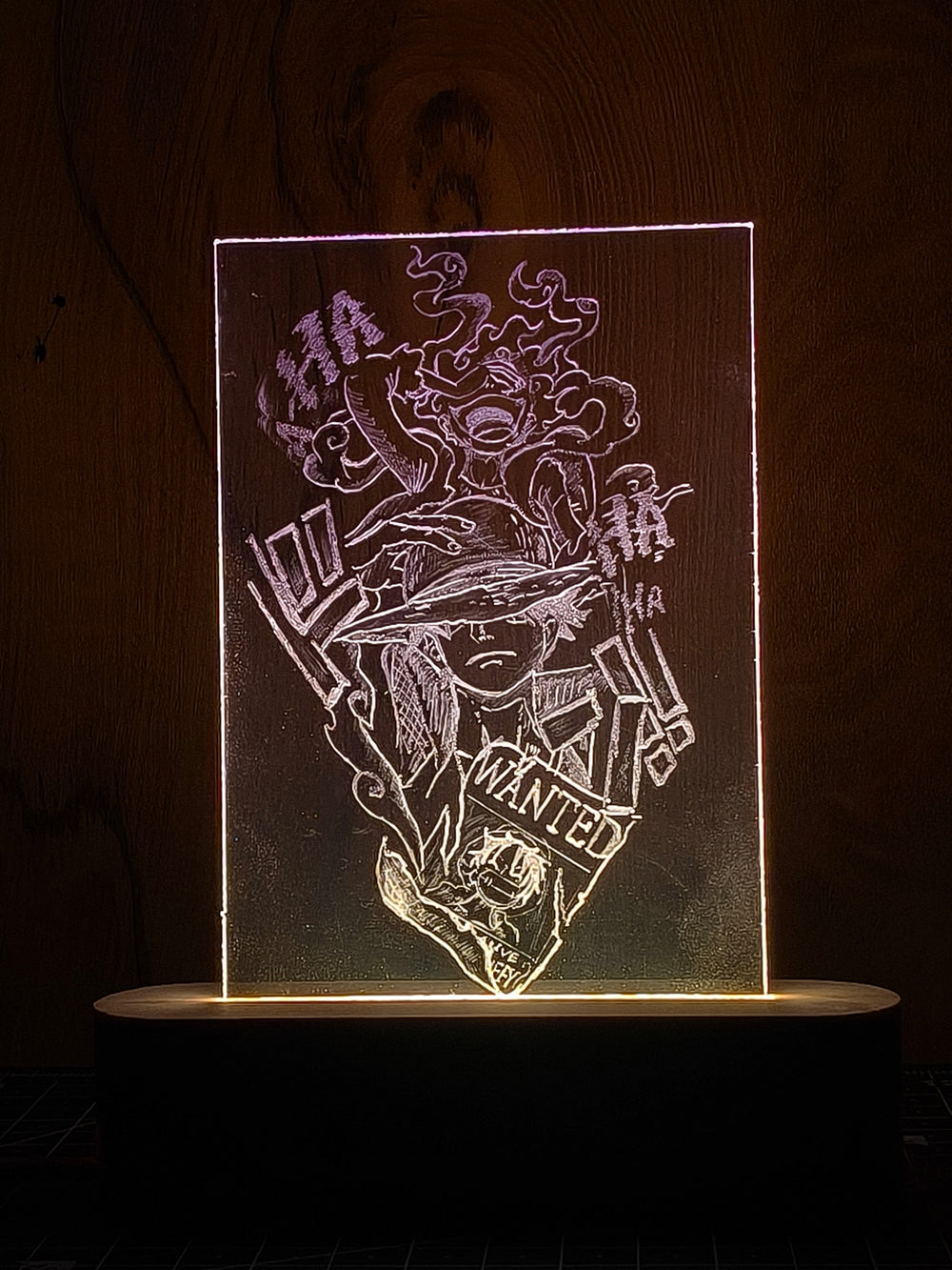 Luffy | King of the Pirates – Illuminated Acrylic Art